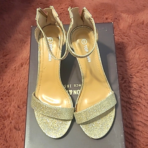 Golden sparkly open-toes heels. Top Moda. #7 - Picture 1 of 6